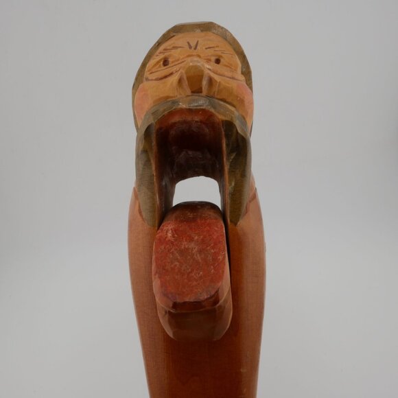 Vintage Hand-Carved Wooden Nutcracker Black Forest Folk Art Hand Crafted - Picture 4 of 10